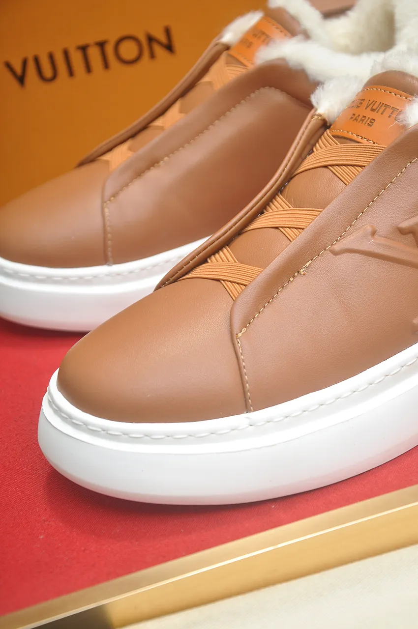 Men's men's shoes 💰500💶【LOUIS VUITTON】(Full wool lining) Same style as LV Louis Vuitton official website [Proud] Original single hot model LV original factory cowhide 👑1:1 original plate Sheepskin lining 👘Use imported cowhide. Body accessories one-to-one mold opening 💪 counter quality 🙏 Dear friends, if you are still worried about wearing matching shoes 💋, then these shoes are your best choice 🎁🎁! 38-45 (45 is custom-made and cannot be returned or exchanged)